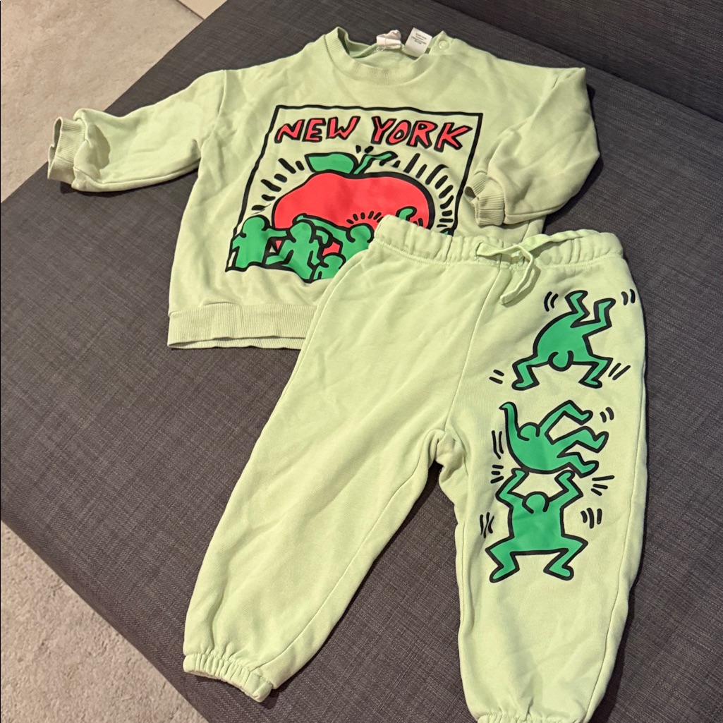 Keith Haring X H&M Green Graphic Sweatshirt And Joggers Set